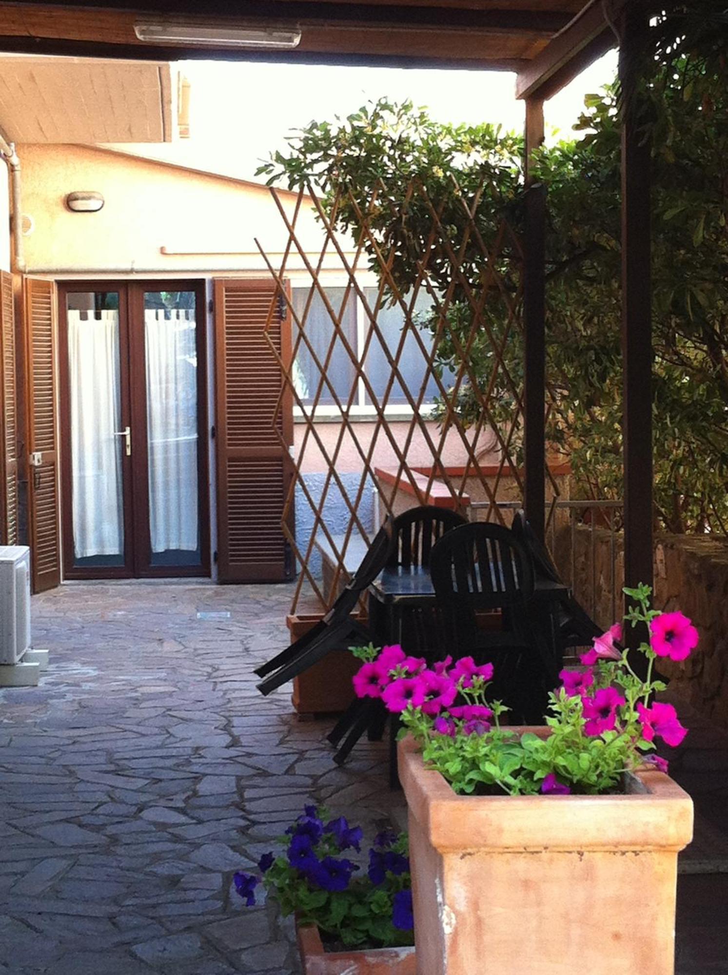 Residenza Turistico Alberghiera Corallo Castiglione della Pescaia Luaran gambar